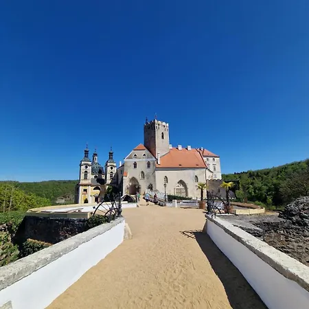 بيت للعطل Chaloupka Miluska U Vranovske Prehrady *