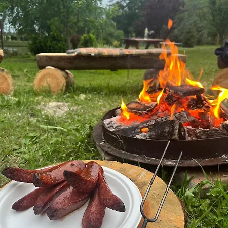 Chaloupka Miluska U Vranovske Prehrady *